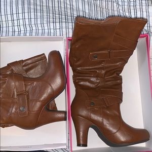Brown boots